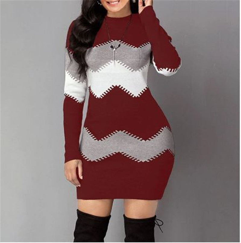 Robe Pull à Motif Chevron à Col Montant et Manches Longues