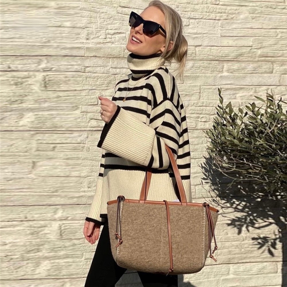 Nicol - Turtleneck Sweater