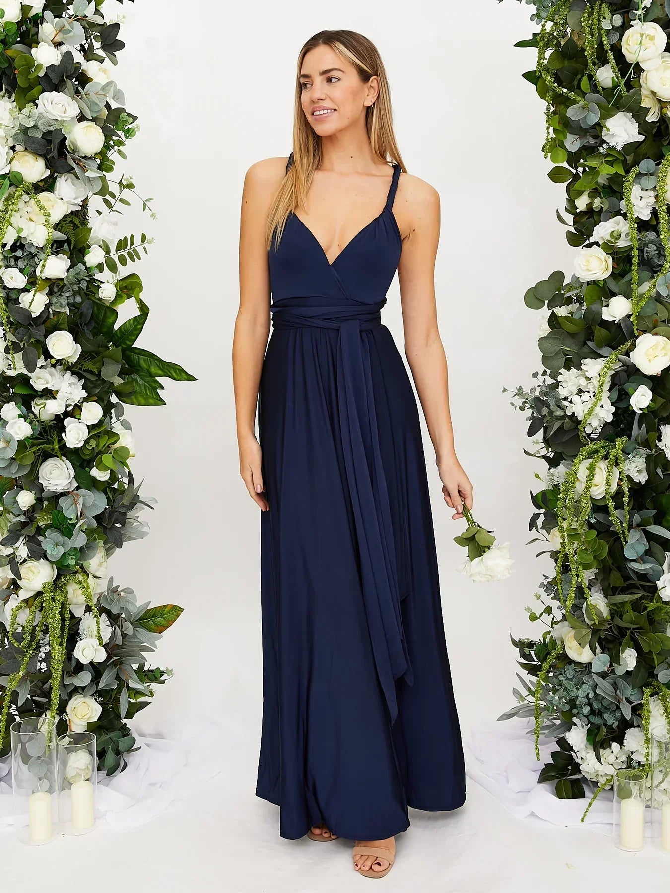 NICOLE | ROBE ÉLÉGANTE EN SATIN