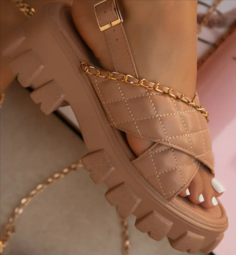 Veala | Stijlvolle Gevoerde Sleehak Sandalen voor Dames