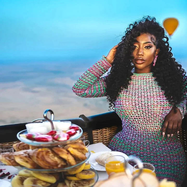 Madeleine | DAMES MAGERE MINI JURK MET OPEN RUG, FEESTJURK