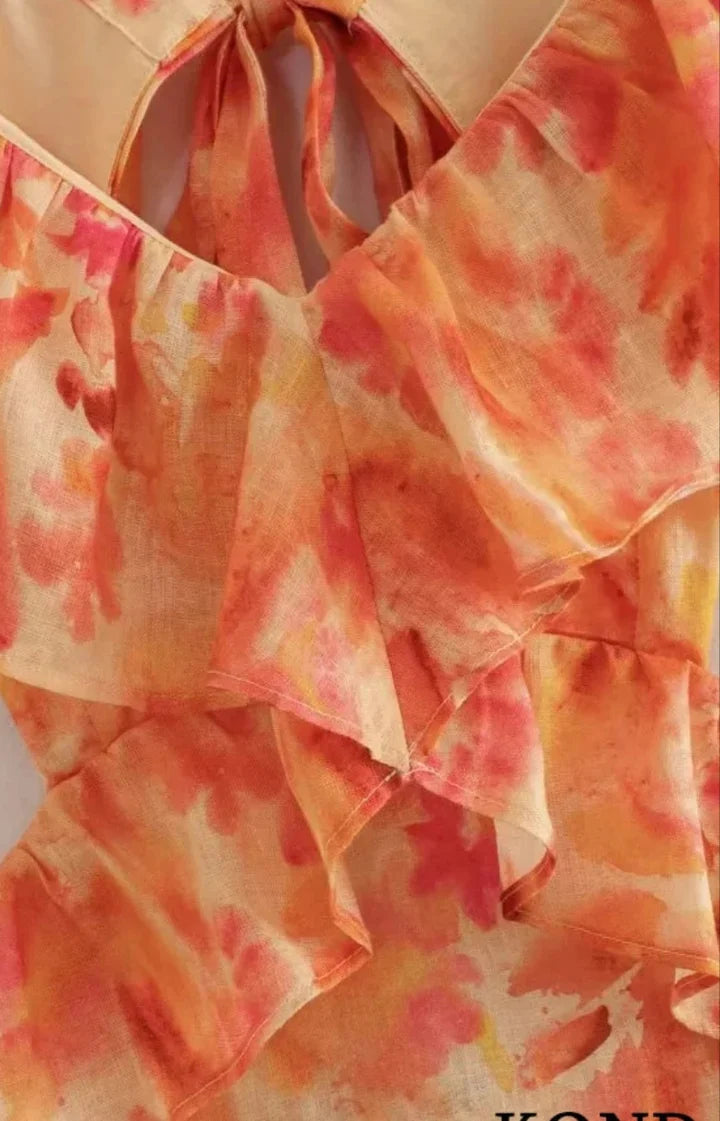 Lacey | DAMES JURK MET V-HALS, OPEN RUG EN VOLANTDETAILS