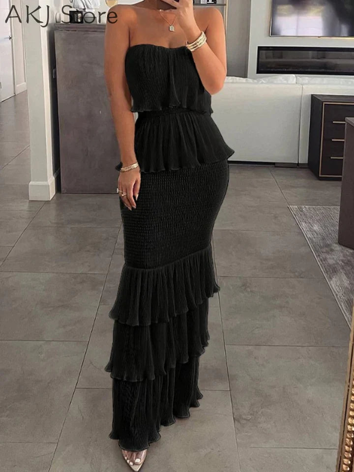 Fiona | DAMES BANDEAU JURK MET GERIMPELDE RUCHE ZOOM EN LAAGJES