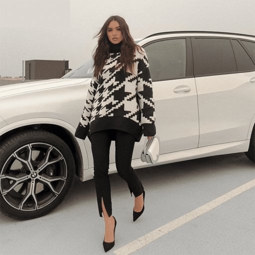 CRIPES - Classy Pullover