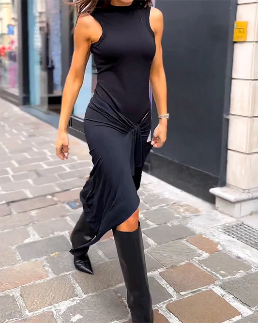 Robe sans manches à col rond avec nœud en couleur unie
