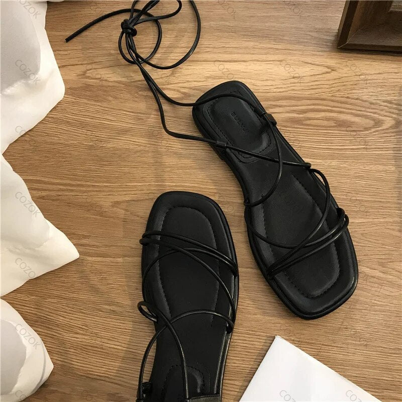 Veala | Modieuze Gekruiste Band Sandalen voor Vrouwen