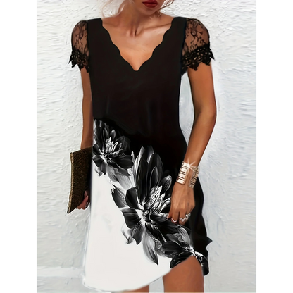 Robe d'été en dentelle simple noire ModeParisienne® avec col en V