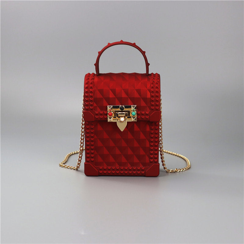 Damen Mini-Rucksack im urbanen Stil mit elegantem Kettenriemen