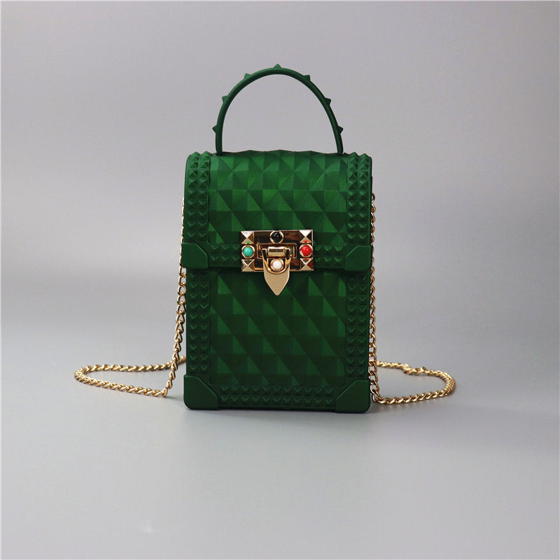 Damen Mini-Rucksack im urbanen Stil mit elegantem Kettenriemen