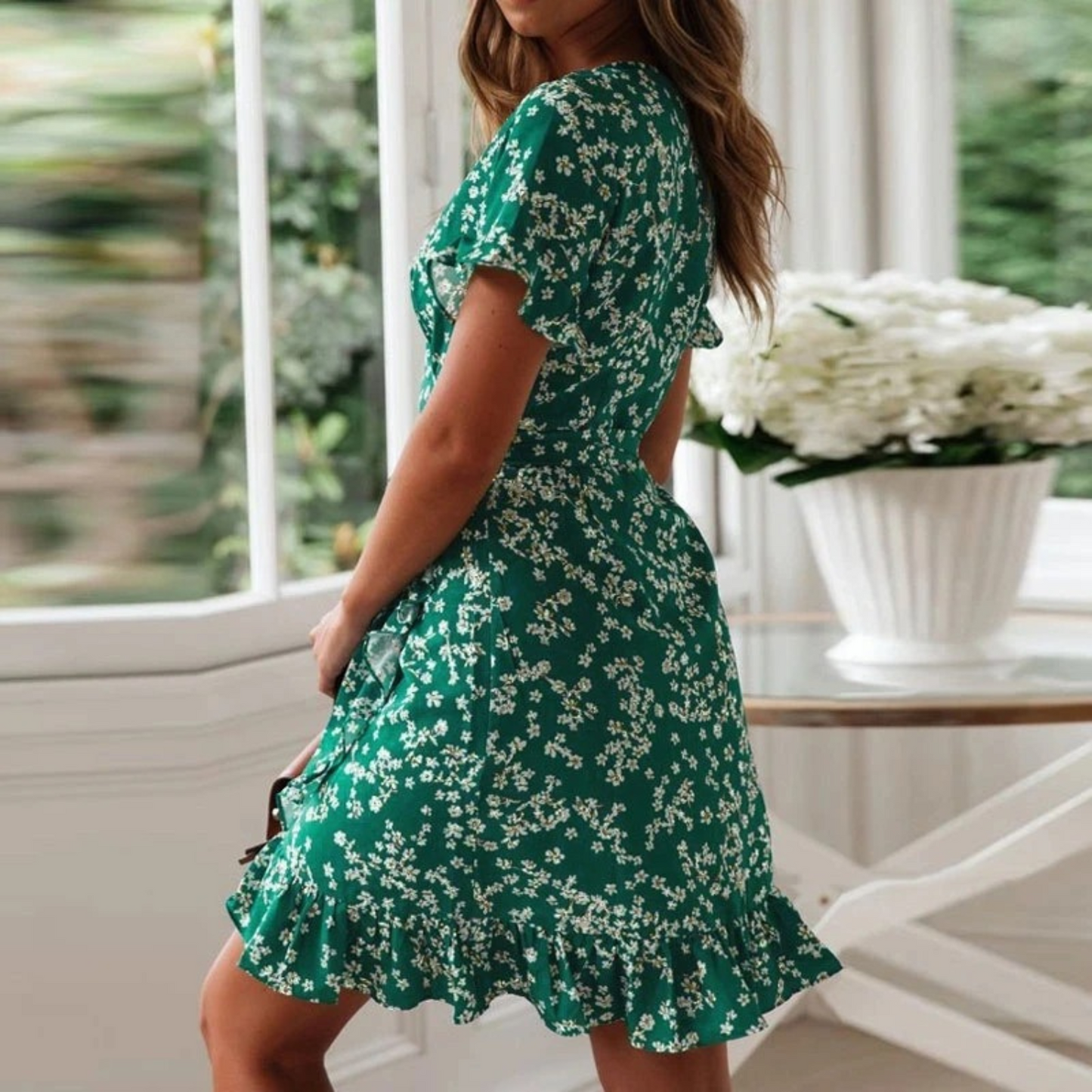 Robe d'été rose ModeParisienne® à imprimé fleuri et col V