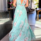 Martha™ | Robe sans manches | Col en V