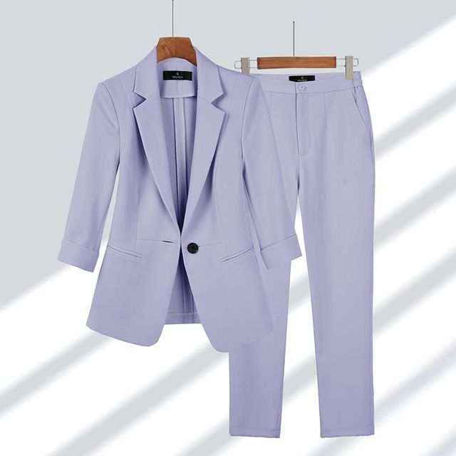 Élégant ensemble blazer et pantalon pour dames