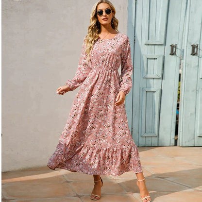 Robe florale à la mode avec encolure ronde