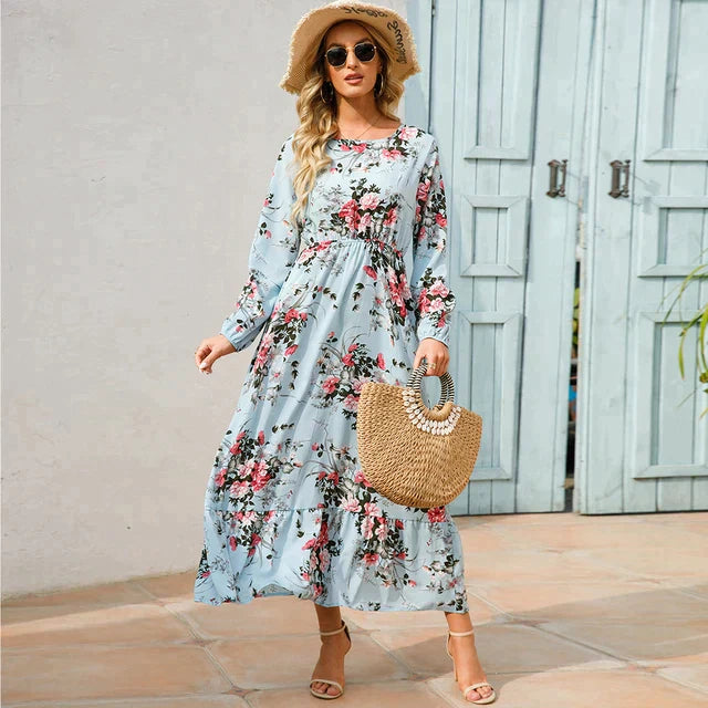 Robe florale à la mode avec encolure ronde