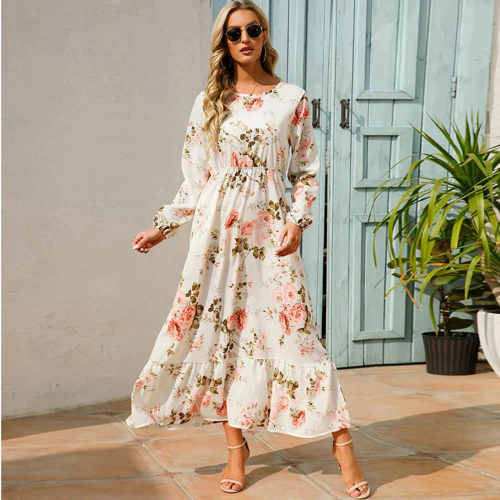 Robe florale à la mode avec encolure ronde