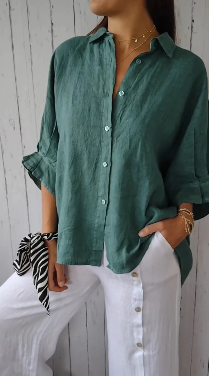 Blouse élégante avec boutons