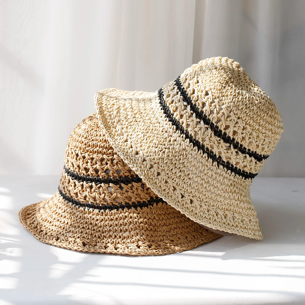 tissée chapeaux d'été parfaits