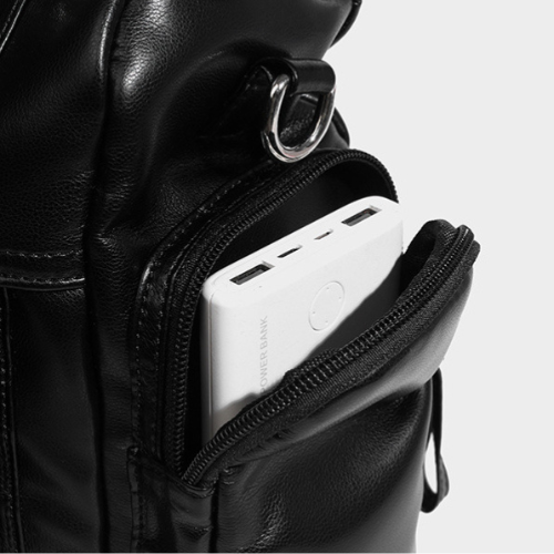 Klassische moderne Schultertasche