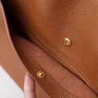 Lederstil-Schultertasche