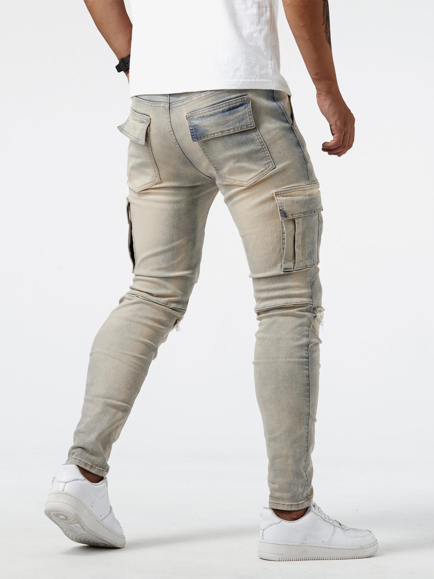 Cargos slim dans le style de la rue