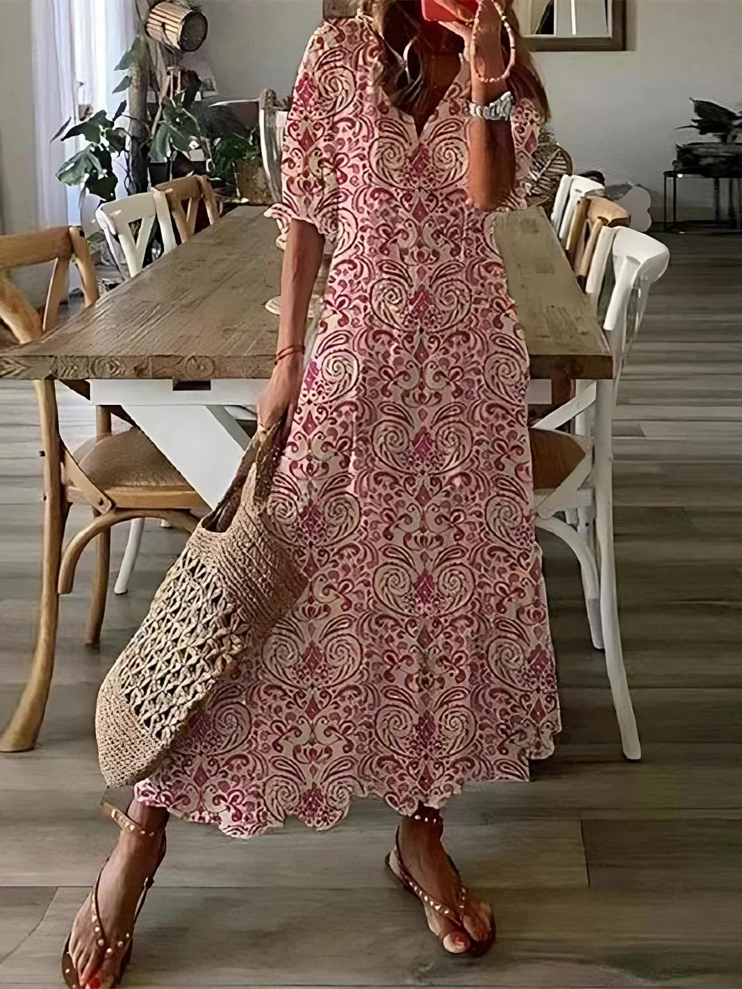 robe ample et décontractée avec décolleté en V et dentelle