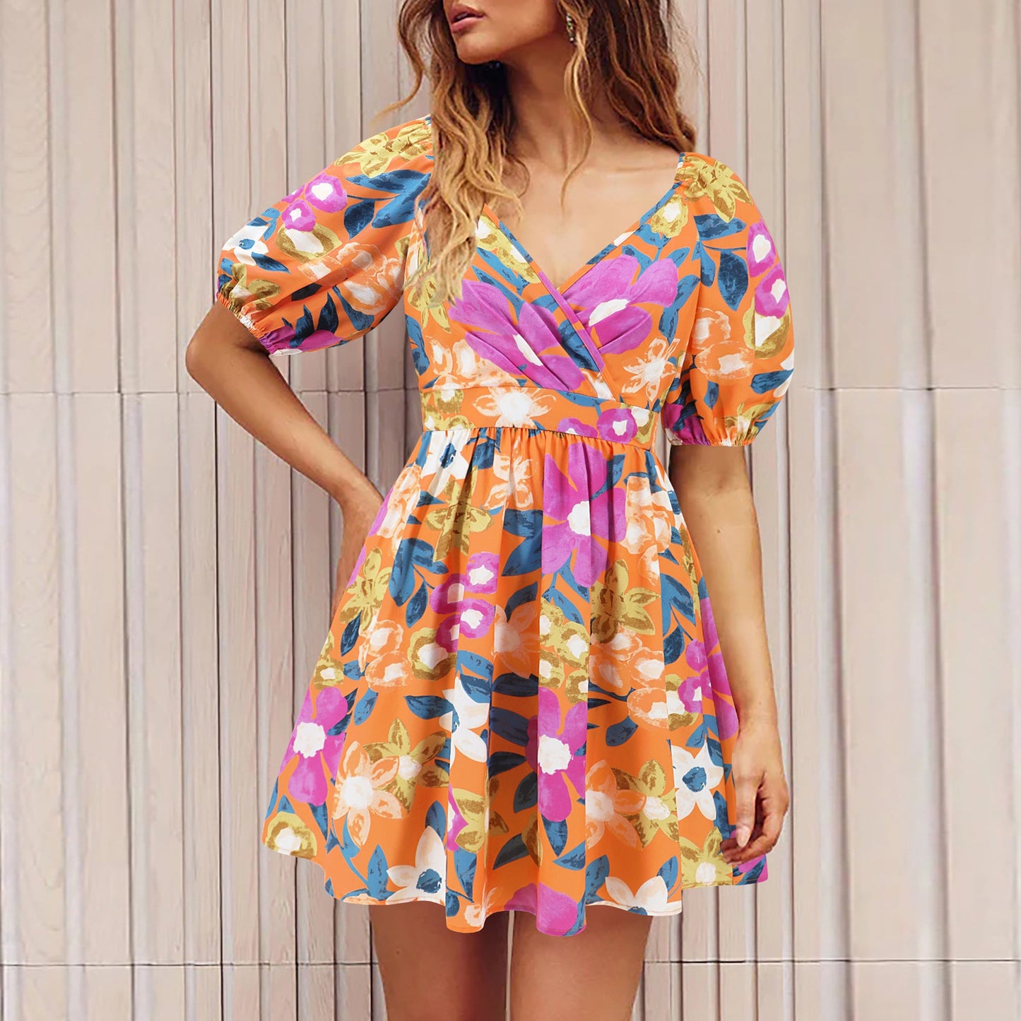 Robe imprimée fleurs col V