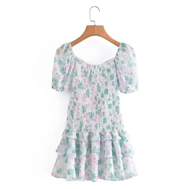 Mini-robe florale à volants et manches bouffantes