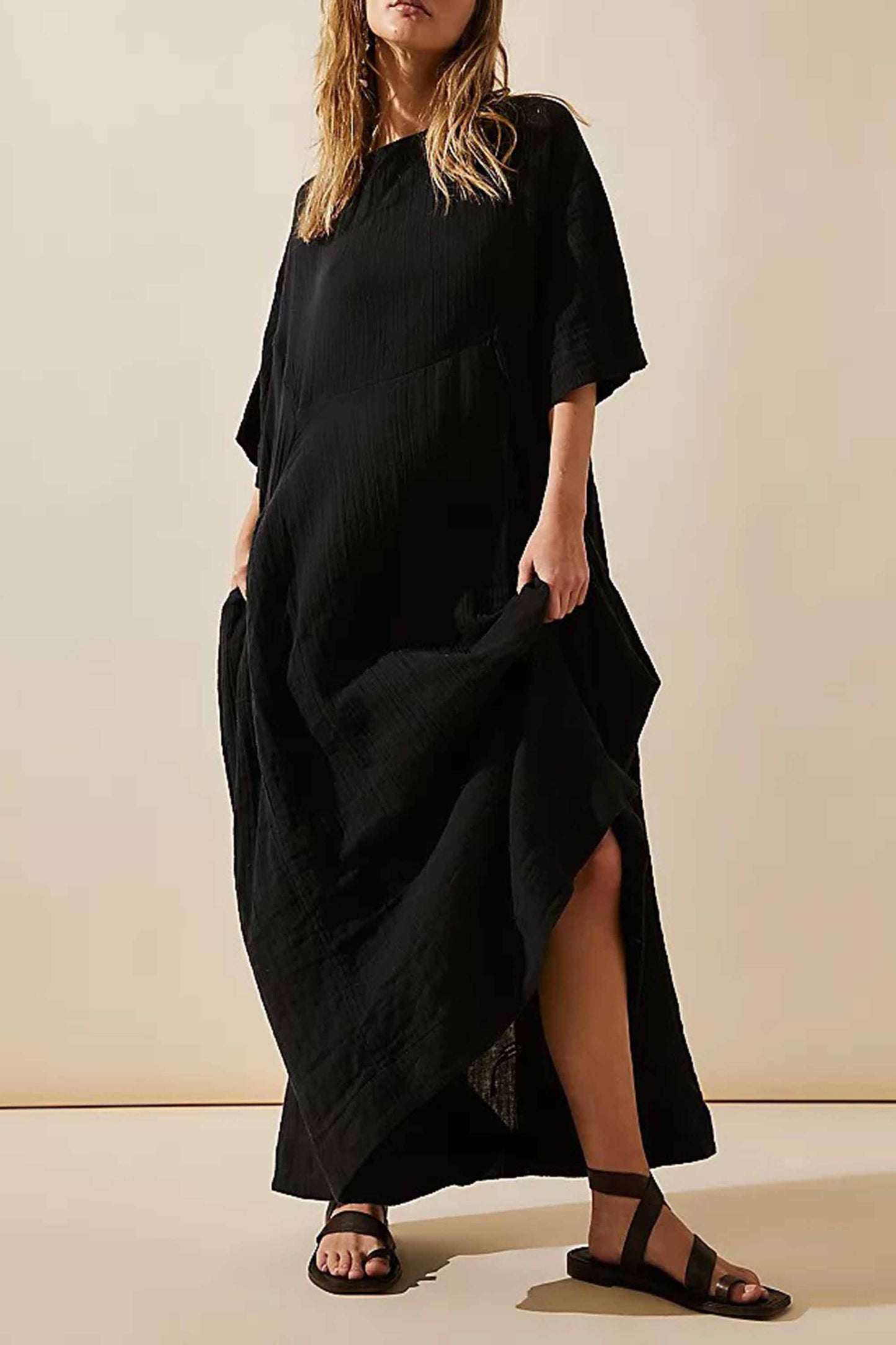 Robe ample et tendance à manches courtes froissées pour grande taille