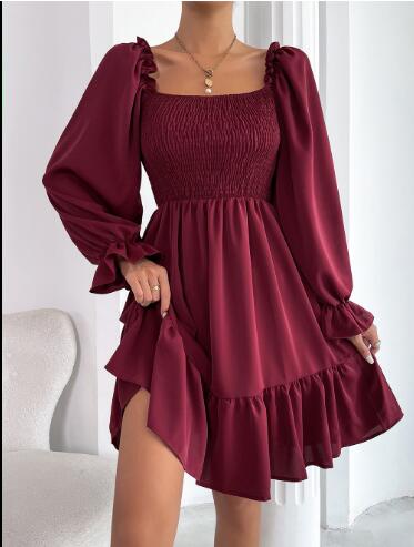 Robe Cripes - Rayonnez d'élégance féminine dans cette mini-robe à volants !