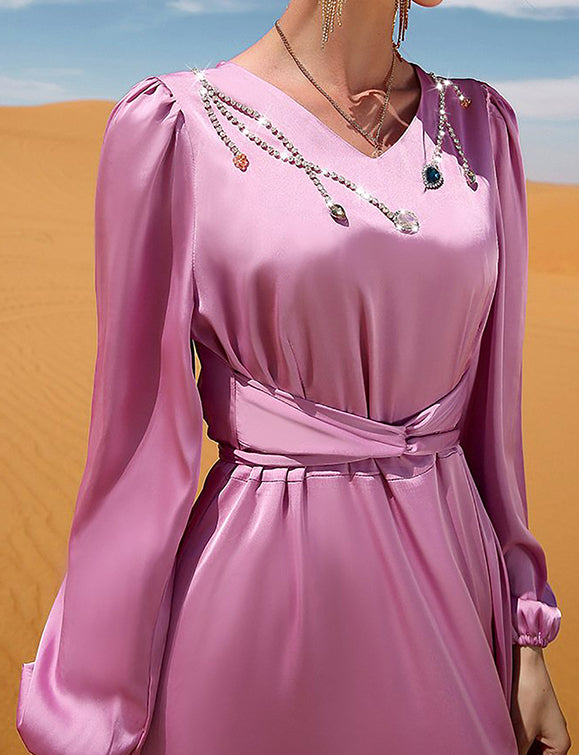 abaya rose à manches longues avec col en V et strass