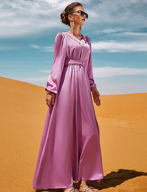 abaya rose à manches longues avec col en V et strass