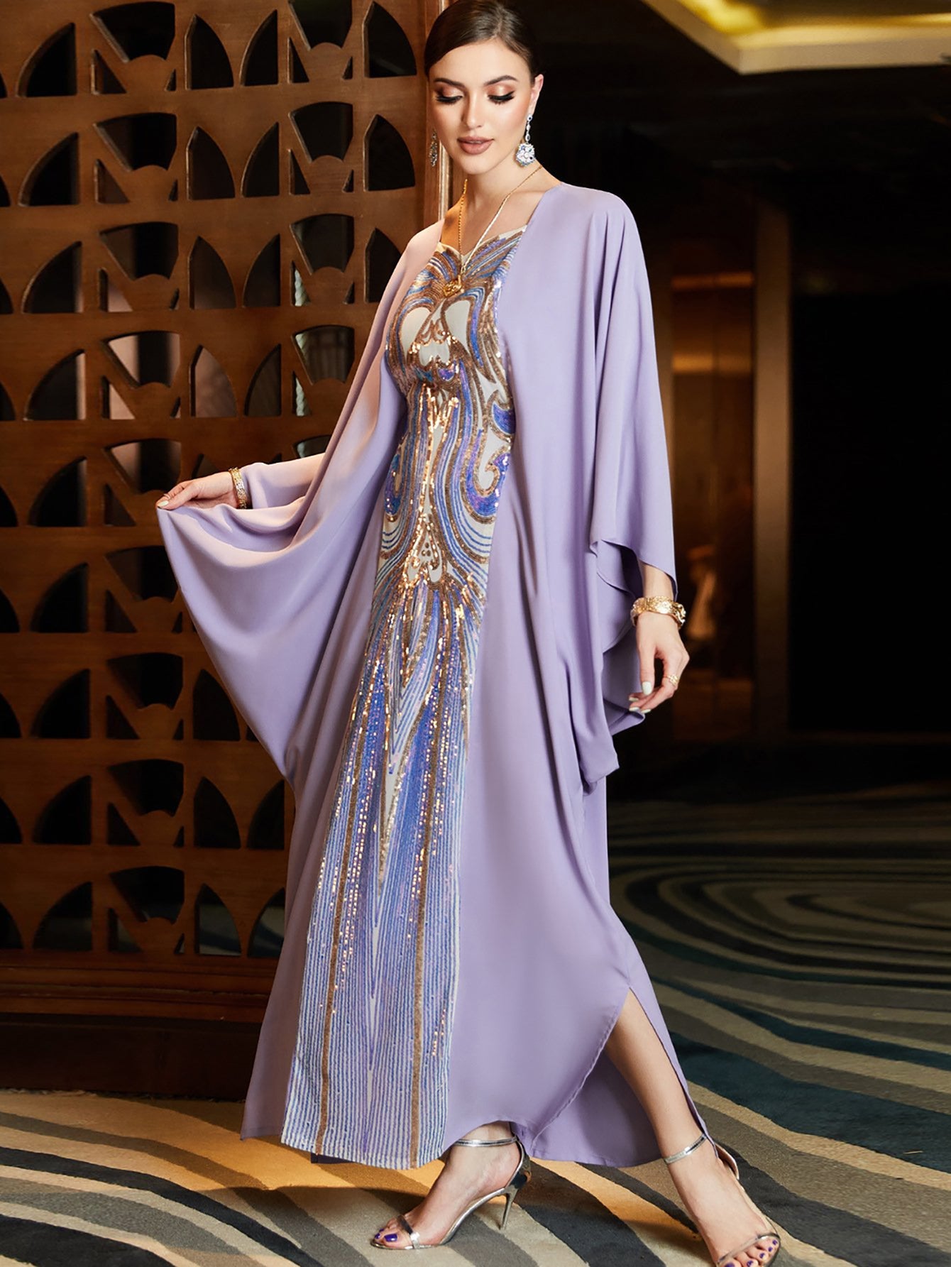 Abaya brodée de paillettes