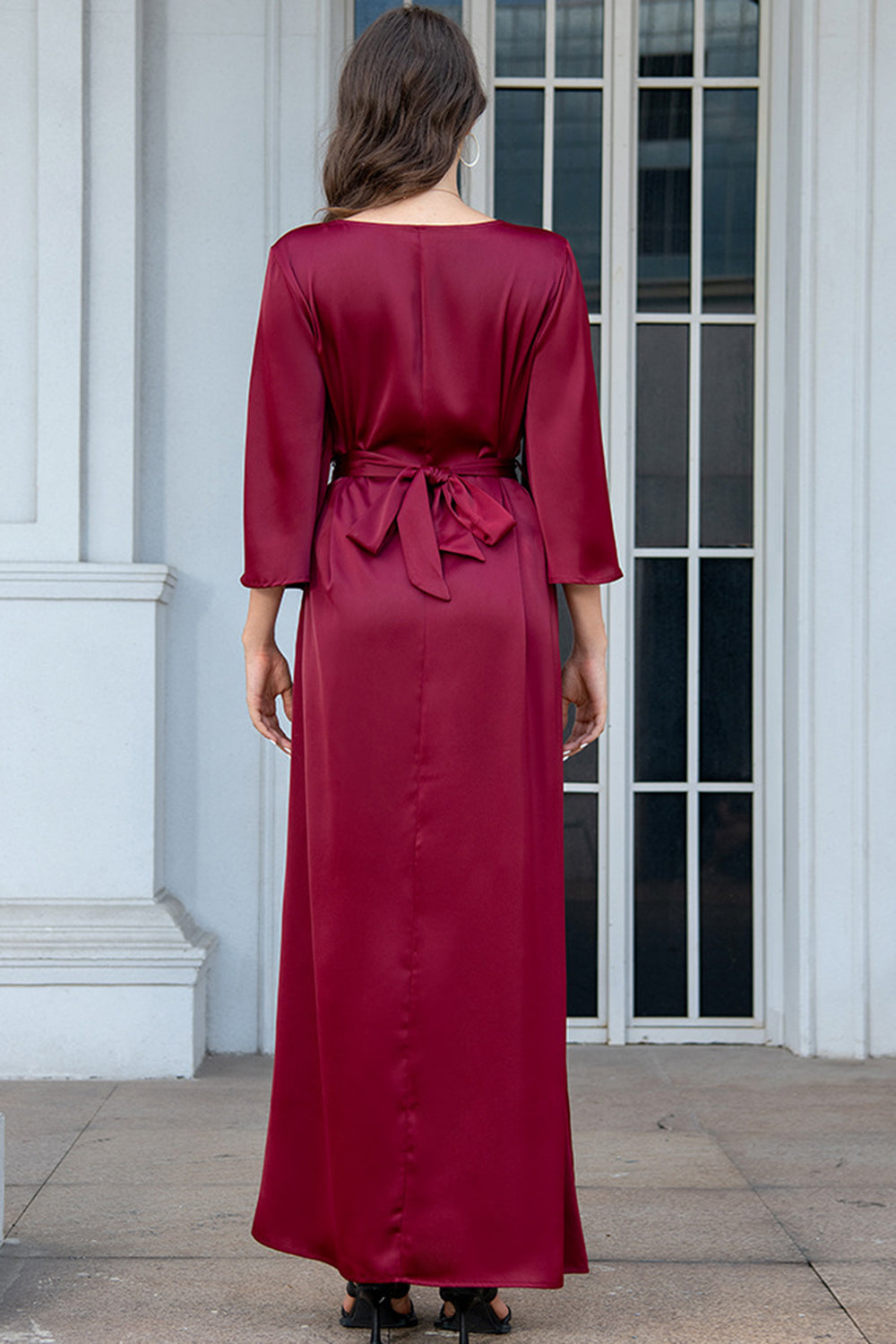 caftan Abaya en mousseline de soie bordeaux à manches longues et perles