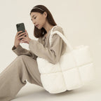 Puffer Schultertasche für Damen - Stylische und geräumige Handtasche