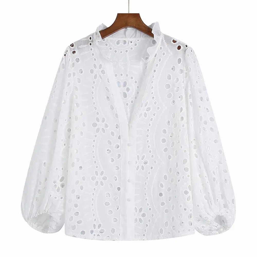 Blouse femme avec découpes