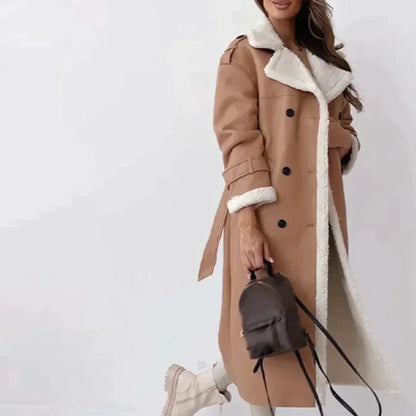 Manteau en cuir avec ceinture