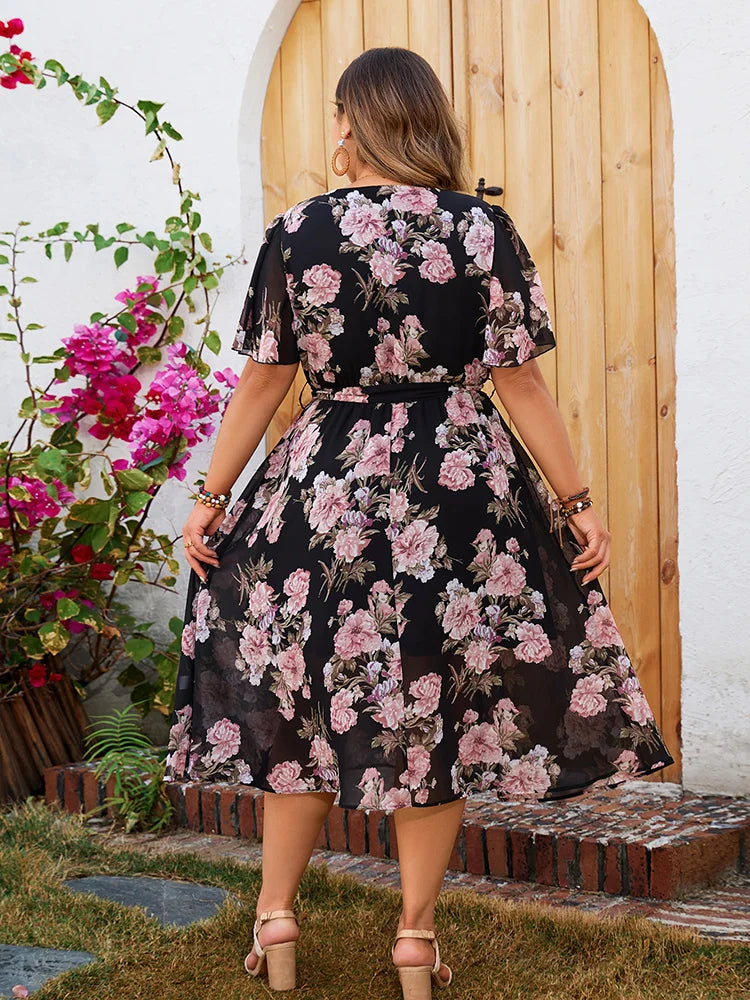 Cripes - robe fleurie grande taille avec manches papillon et ceinture