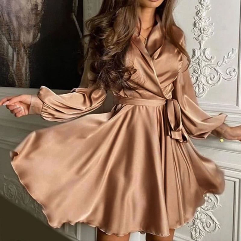 Crêpes Sascha | Robe chic en satin