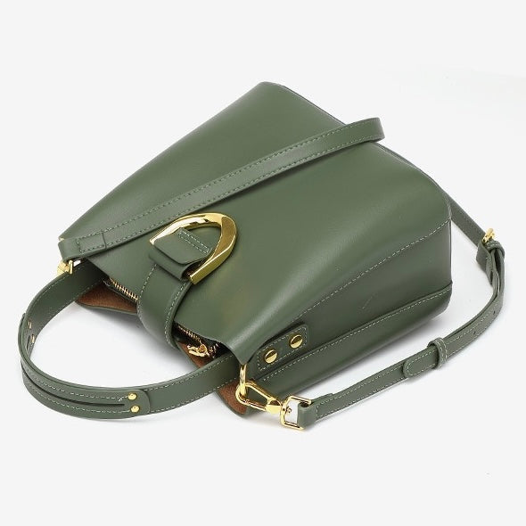 Bucket-Bag mit goldenen D-Ringen und Crossbody-Gurt