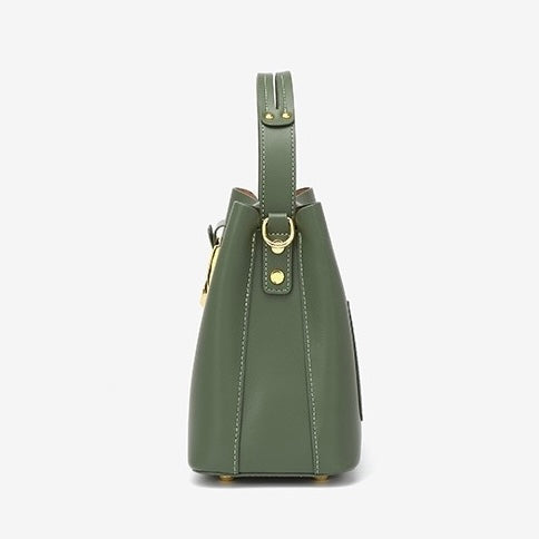 Bucket-Bag mit goldenen D-Ringen und Crossbody-Gurt