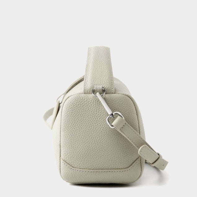Gepolsterte Schultertasche mit Schulterriemen