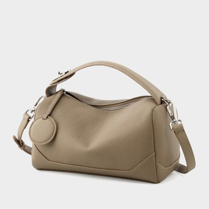 Gepolsterte Schultertasche mit Schulterriemen