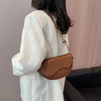 Damen Schultertasche aus PU-Leder mit breitem Tragegurt