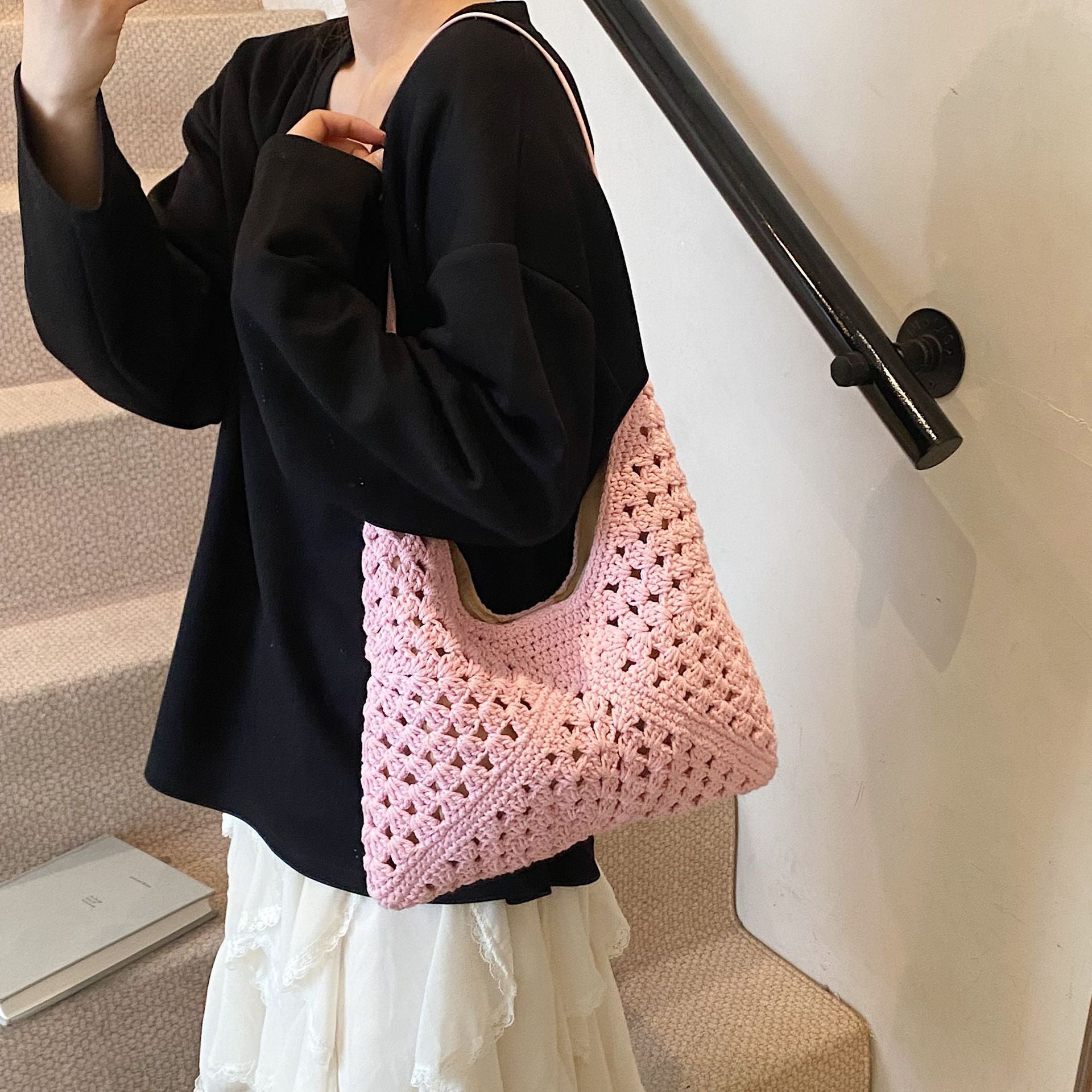 Damen Häkeltasche mit ergonomischem Schulterriemen