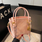 Damen Mini-Shopper Tasche mit modischer Kettenapplikation