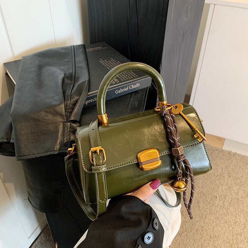 Damen elegante Handtasche mit goldenen Akzenten