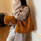 Damen-Hobo-Tasche mit floralem Akzent und praktischem Mini-Brieftasche