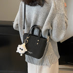Damen Mini Tasche mit abnehmbarem Plüschanhänger
