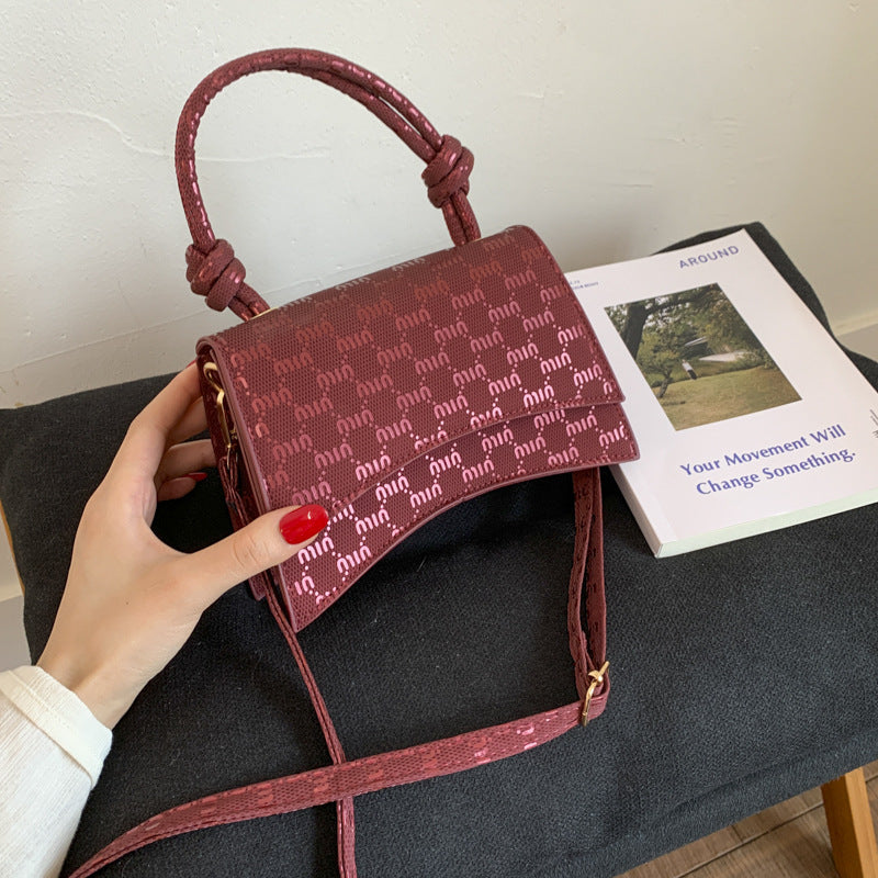 Damen Mini-Handtasche mit anspruchsvollem Logodesign