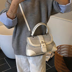 Praktische Schultertasche für Frauen aus hochwertigem synthetischem Leder